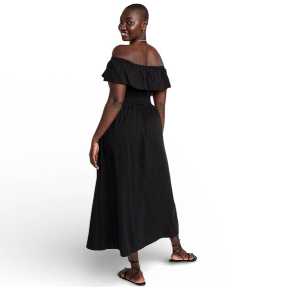 OLD NAVY Off-The-Shoulder Smocked Maxi Dress NWT Size Medium